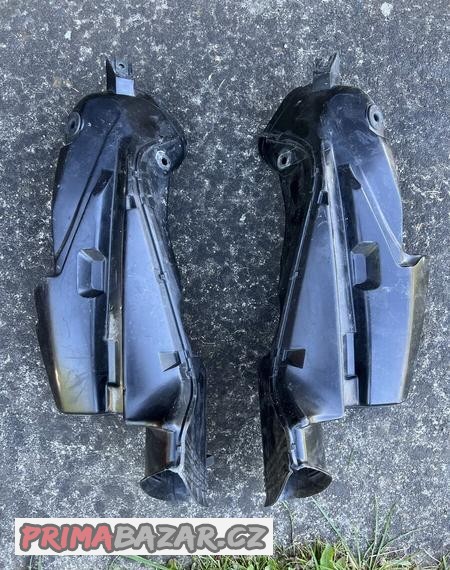 nafuk-vzduchu-levy-i-pravy-suzuki-gsxr-750-k6