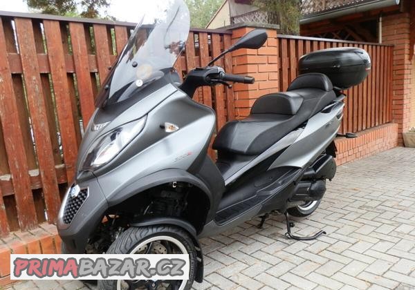 piaggio-mp3-300-2017