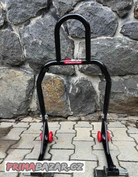 stojan-na-motorku