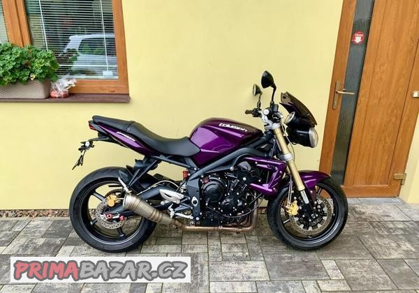 triumph-street-triple-675