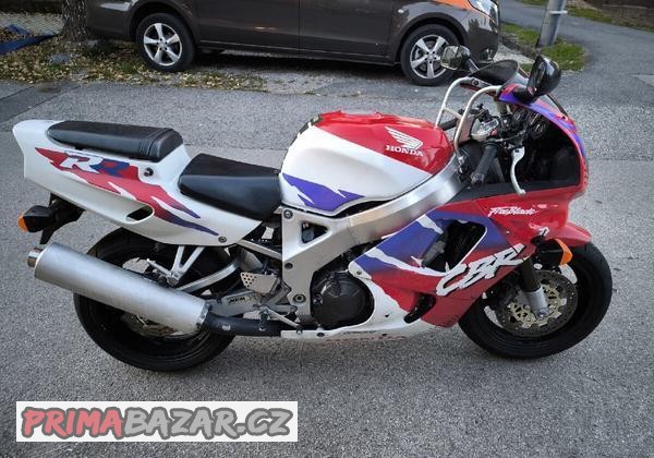 honda-cbr-900rr-sc28
