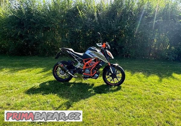 ktm-duke-125-2023