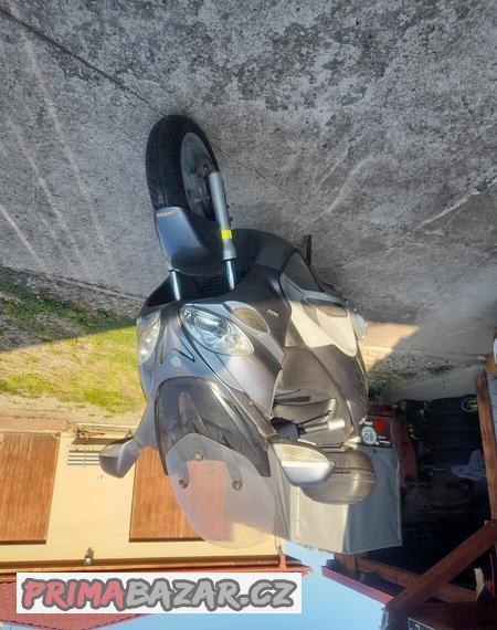 piaggio-x9-200-evo