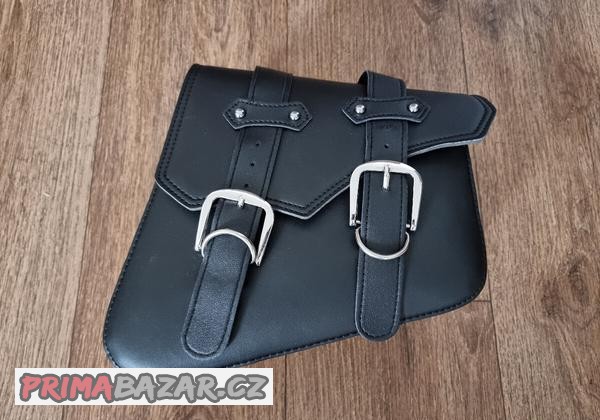 1ks-bocni-taska-na-motocykl-z-umele-kuze