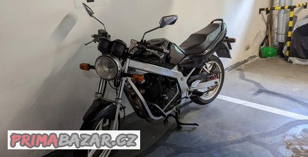 motorka-suzuki-gs-500-e