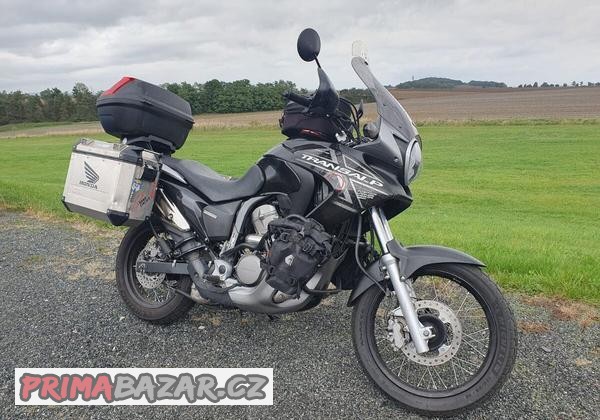 honda-xl-700-v-transalp-2012