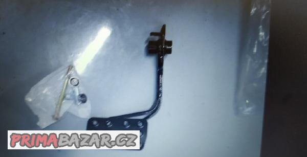 can-am-maverick-x3-pedal