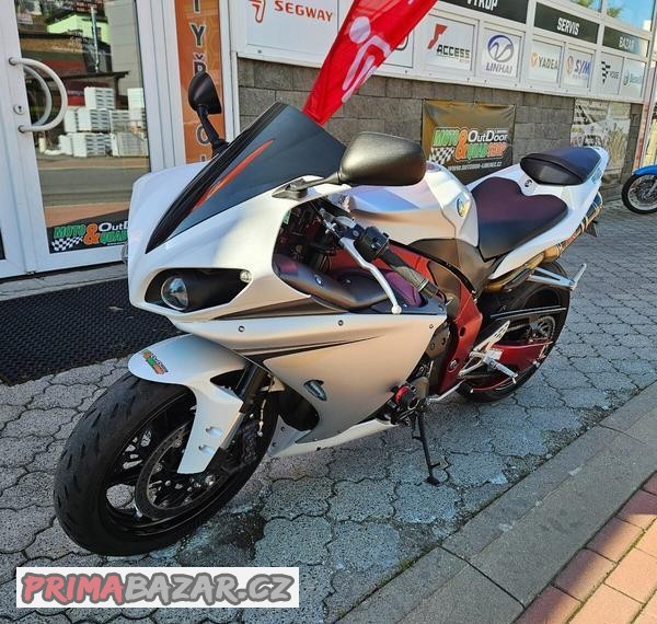 yamaha-yzf-r1-big-bang-cr-najeto-19-965-km-nove-pneu