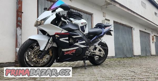 honda-cbr954rr-2002