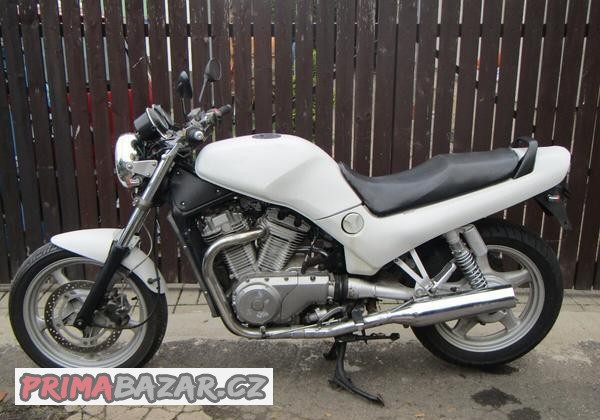 suzuki-vx-800