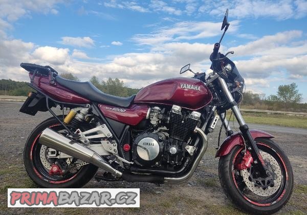 yamaha-xjr-1200