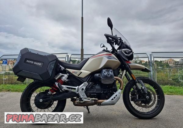 moto-guzzi-v85-tt-travel-predvadeci-motocykl