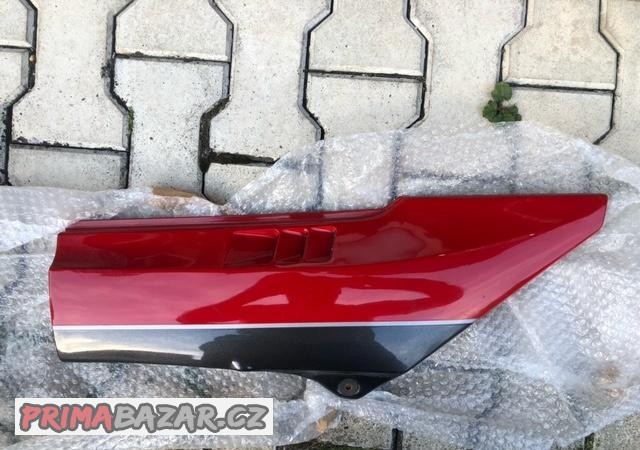 kawasaki-gpz-1000-rx-plasty-tlumic-zrcatka