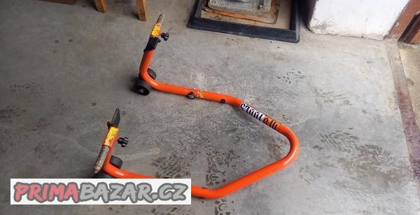 zvedak-motorek-hi-tools-do-300kg