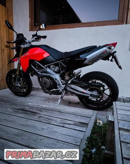 aprilia-dorsoduro-750