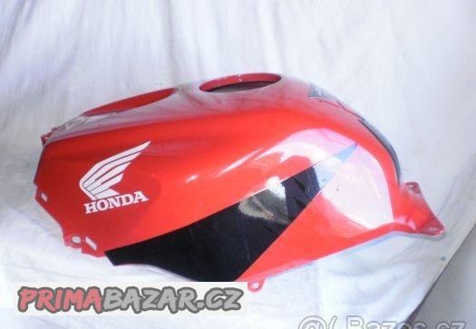 cbr-600-rr-plast-nadrze