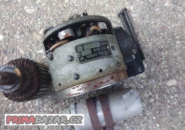 zapalovani-a-plaste-jawa-250