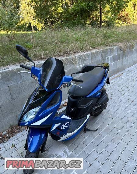 skutr-kymco-50-2t