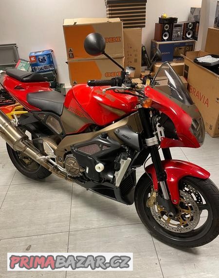 aprilia-tuono-1000-malo-jezdena