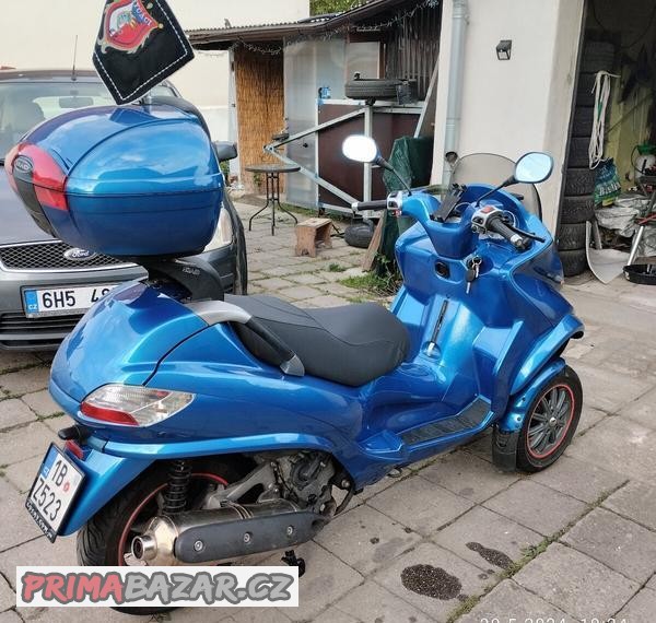 skutr-piaggio-mp3-400ccm-ie-ridicak-skupiny-b-r-v-2008