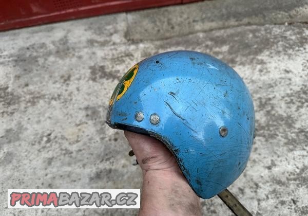 stara-motoprilba-helma-kokos