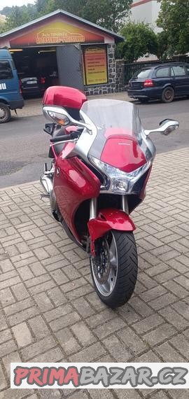 honda-vfr-1200-f