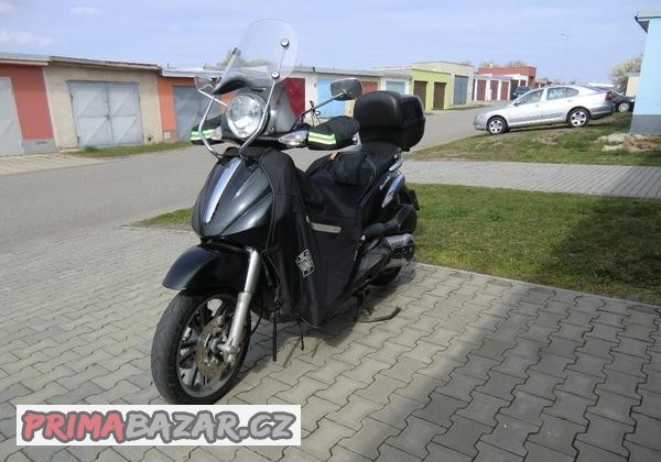 piaggio-beverly-500