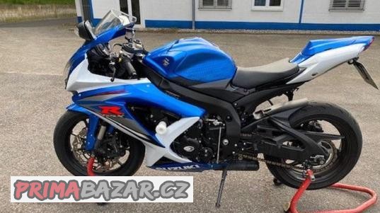 suzuki-gsxr-600-2010-na-nahradni-dily