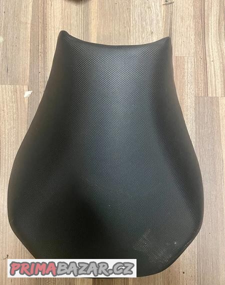 kawasaki-zx10r-2006-2007-sedlo-ridice