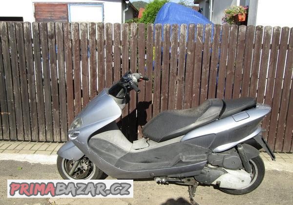 yamaha-majesty-180
