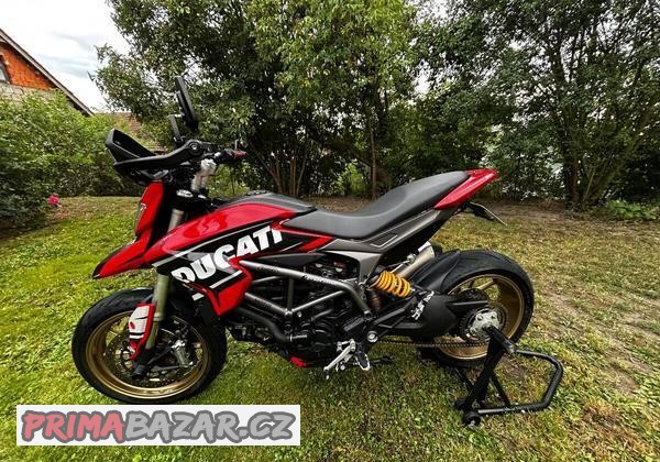 ducati-hyperstrada-hypermotard-821