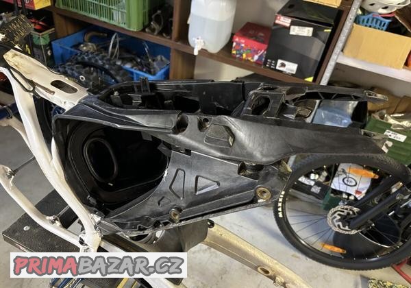 podsedlovy-ram-husqvarna-fc-tc2016-2019