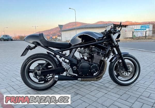 suzuki-gsf-600-bandit-cafe-racer