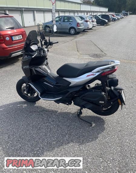 skutr-aprilia-sr-gt-125