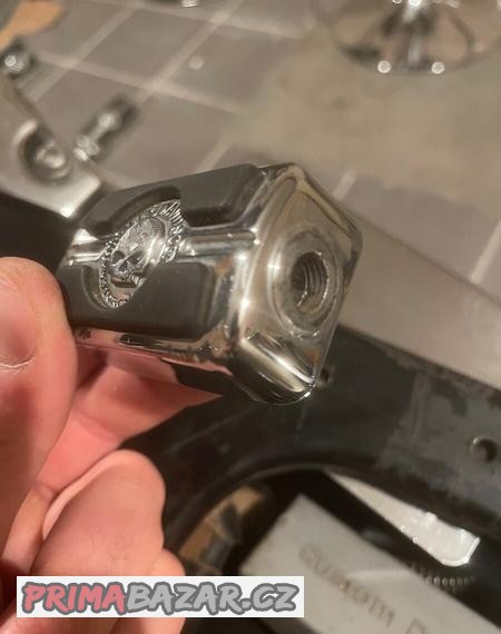 radici-padlo-shifter-peg-willie-g-skull