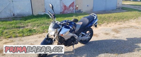 suzuki-gsr-600