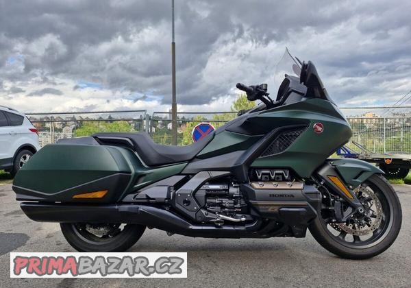 honda-gl1800-goldwing