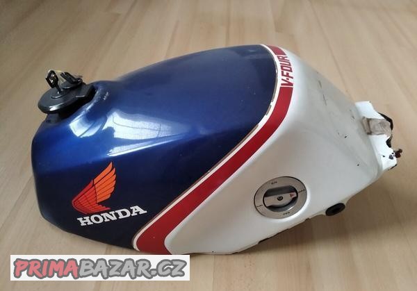 honda-vf-750-f