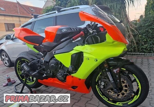 yamaha-r1
