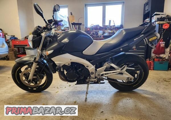 suzuki-gsr600