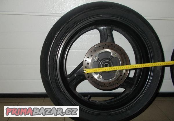 zadni-kolo-honda-cb-600f-hornet-r-v-2004