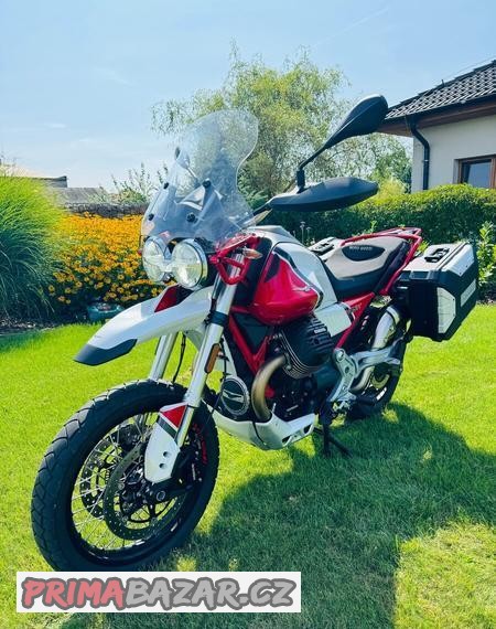moto-guzzi-v85-tt