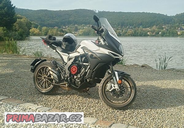 mv-agusta-turismo-veloce-lusso-scs