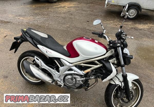 suzuki-gladius-650