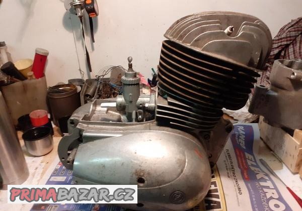 motor-cz-250-485