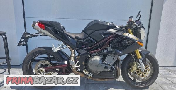 benelli-tnt-1130-cafe-racer