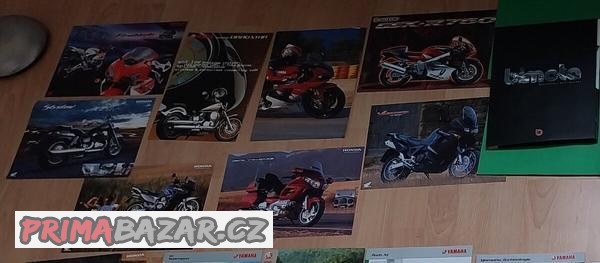 vzacne-prospekty-a-knizecky-motocykly-od-90-let