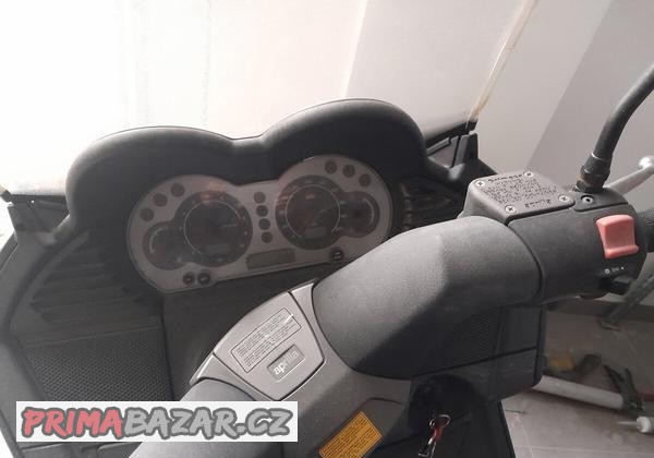 aprilia-atlantis-500