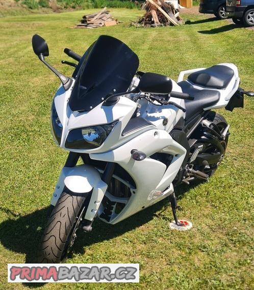 yamaha-fazer-fz1s