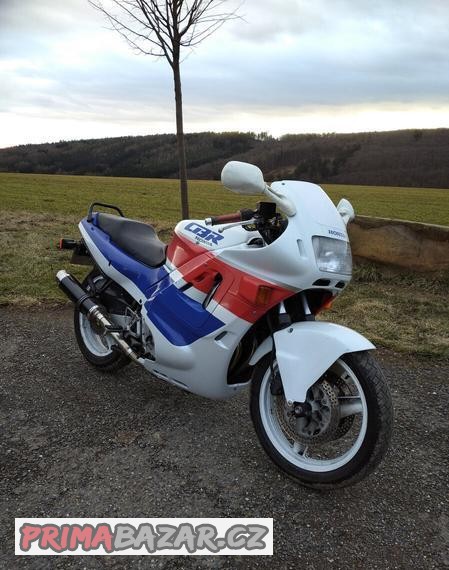 honda-cbr-600-f-supersport-1989-vajicko